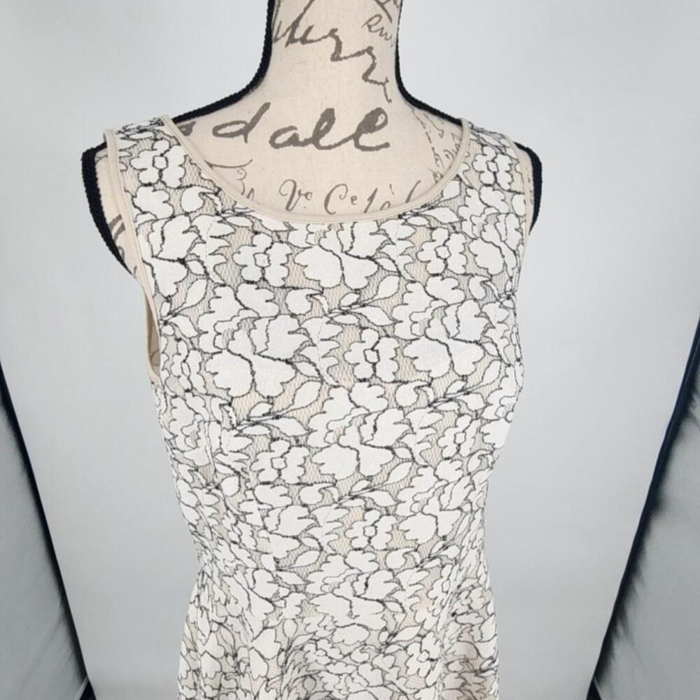 Betsey Johnson Dress Womens 12 White Floral Lace Fit & Flare Sleeveless Party - Picture 2 of 16